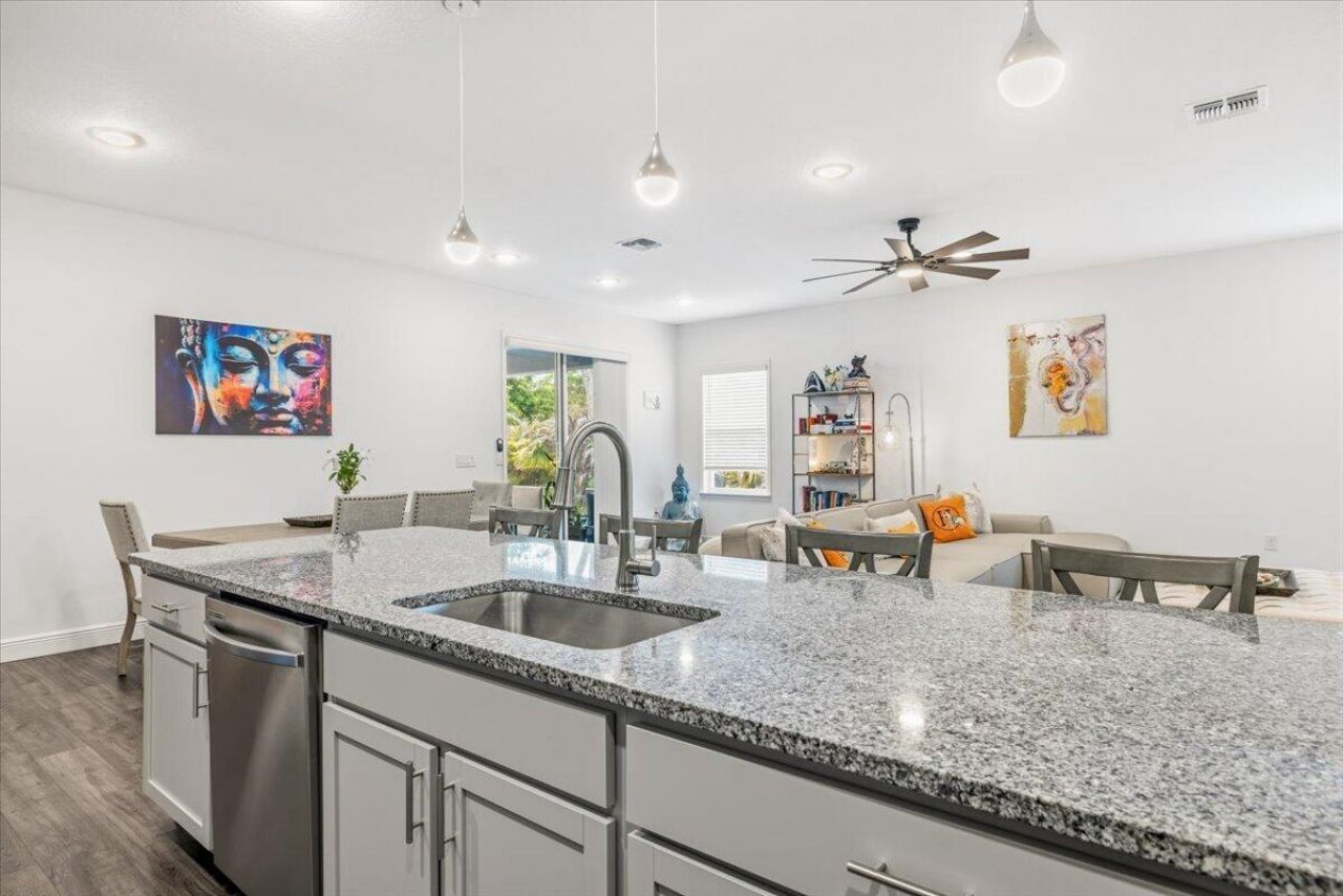 858 George Street, Sebastian, FL 32958 Photo