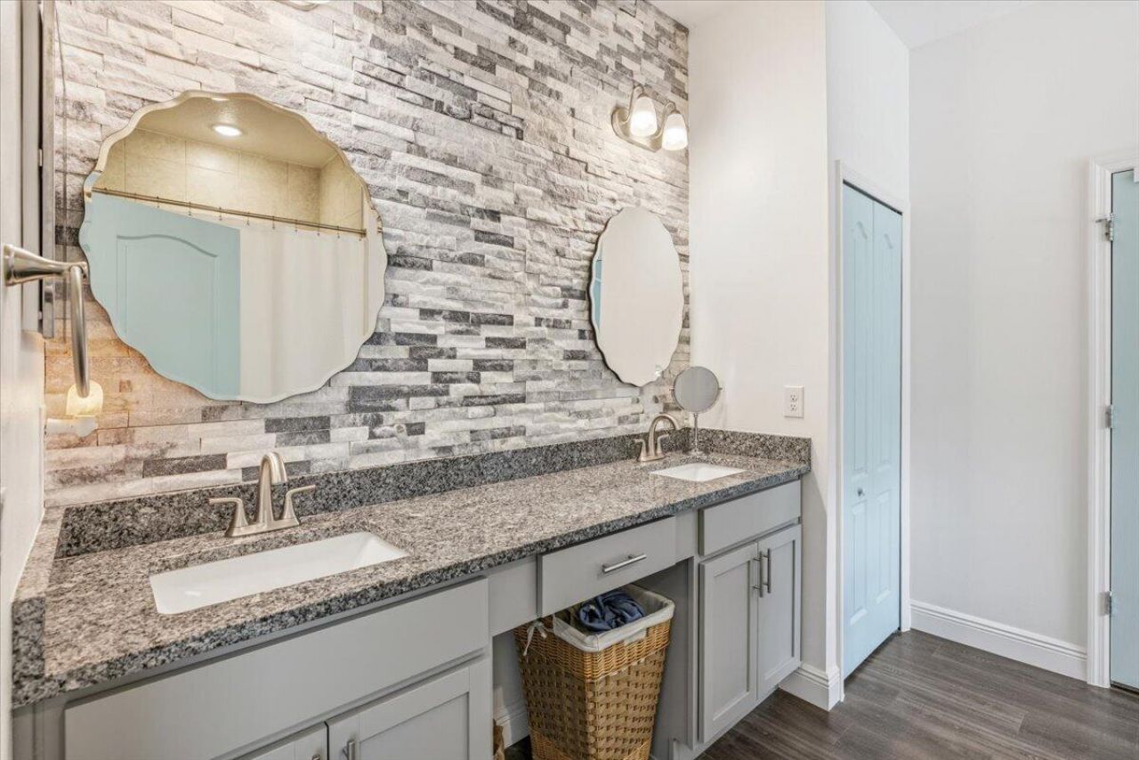 858 George Street, Sebastian, FL 32958 Photo