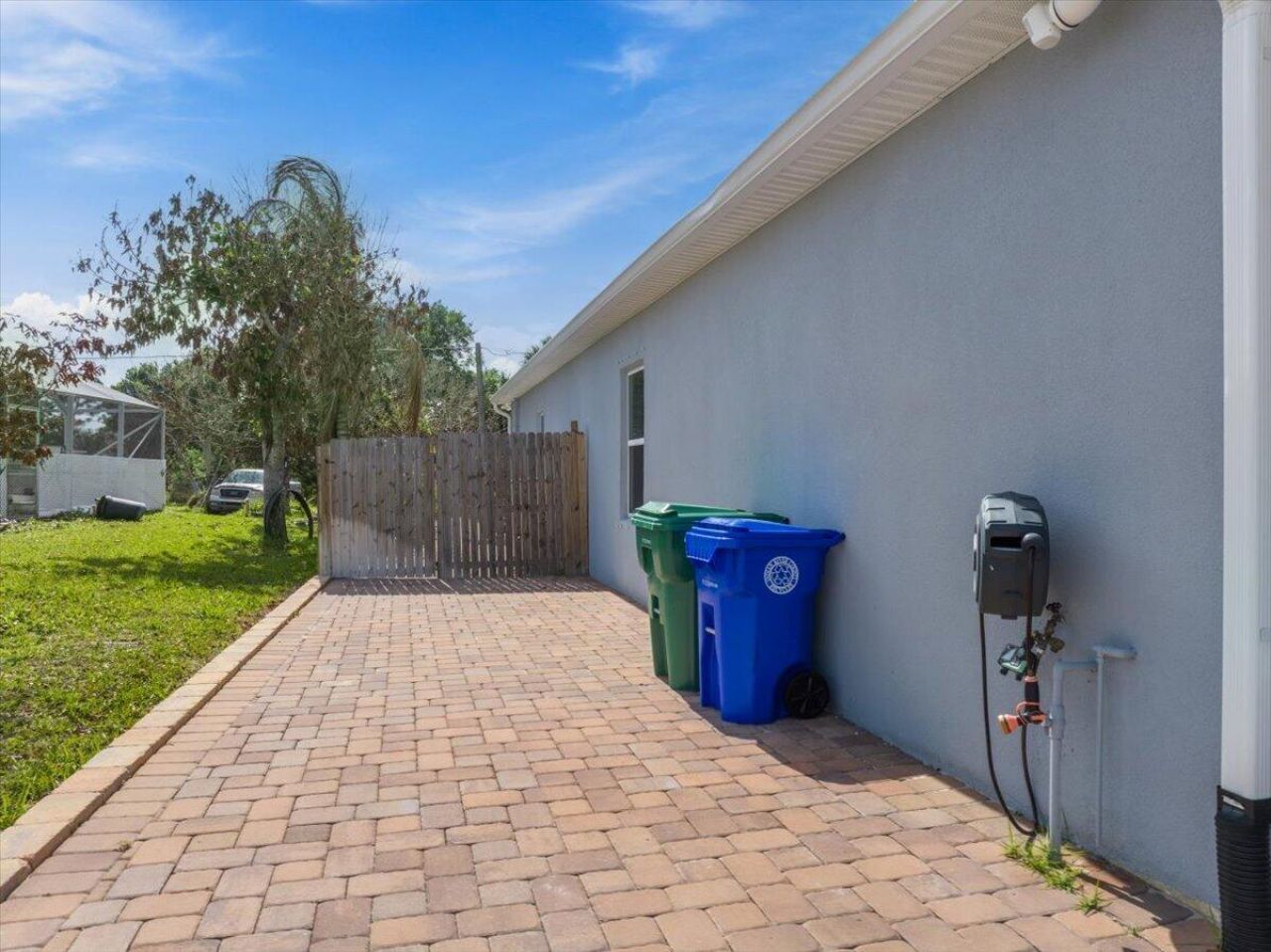 858 George Street, Sebastian, FL 32958 Photo