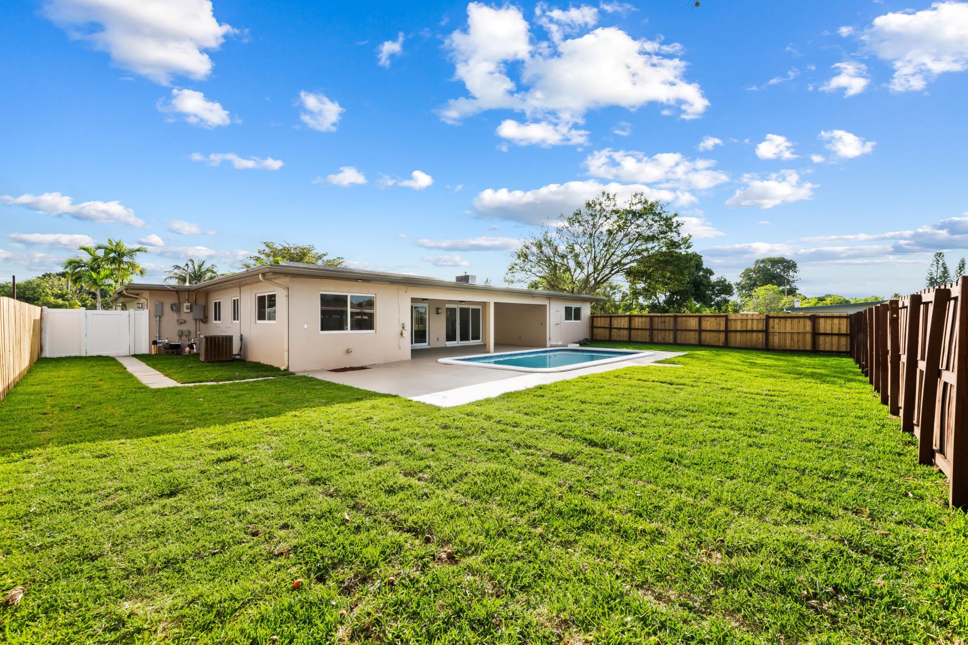 3801 Tennessee Avenue, Fort Lauderdale, FL 33312 Photo