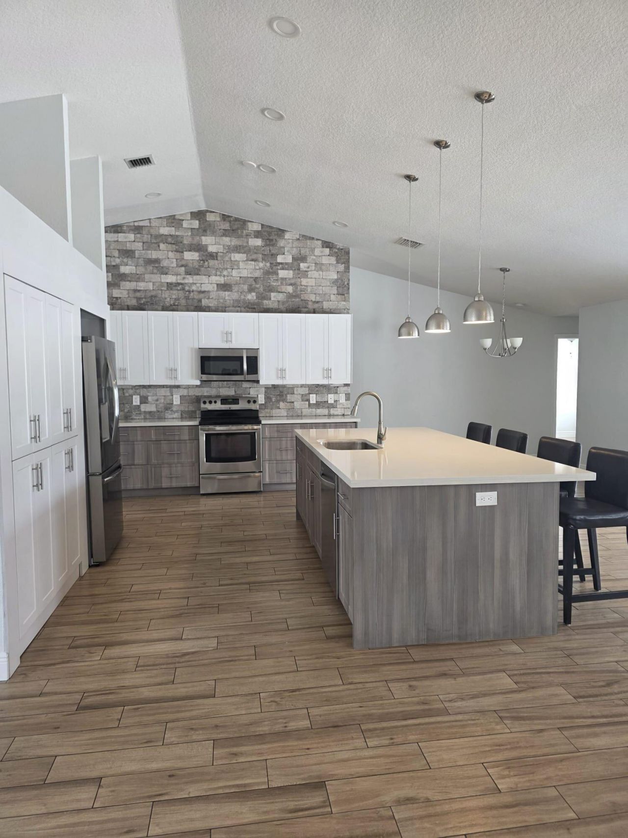 501 SW Fifer Avenue, Port Saint Lucie, FL 34953 Photo