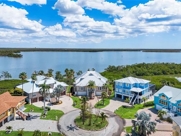 21500 - 21504 Indian Bayou DR, FORT MYERS BEACH, FL 33931
