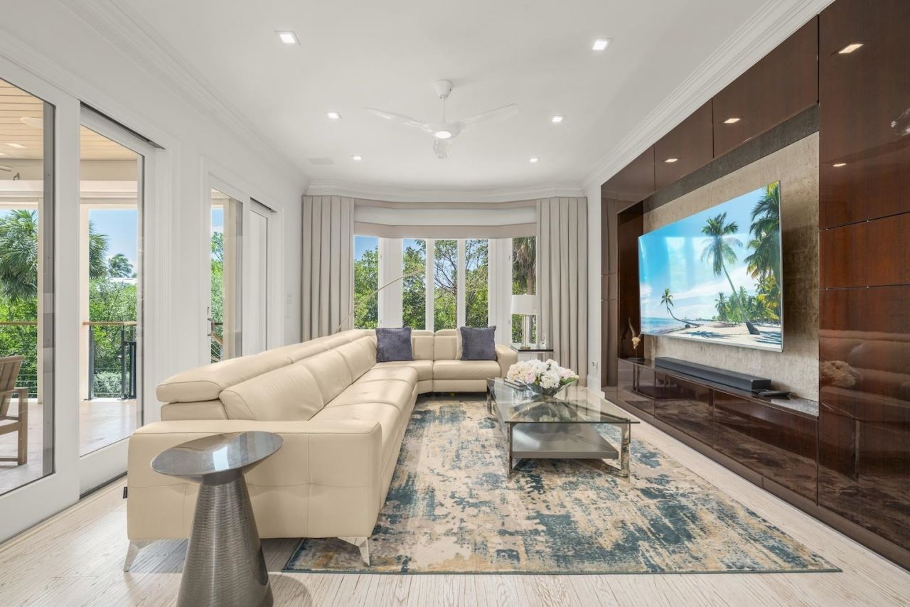 545 Lighthouse Way, Sanibel, FL 33957 Photo