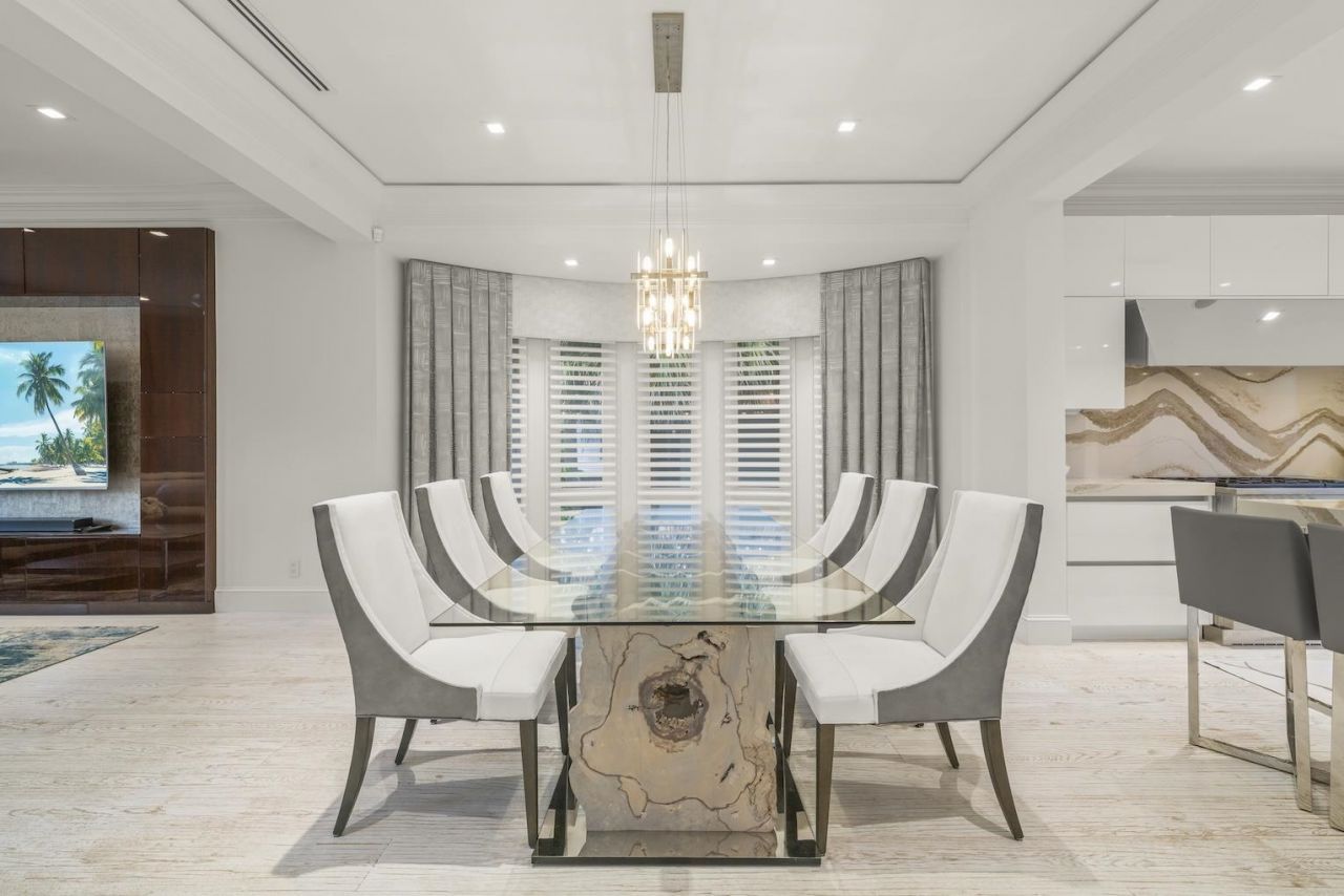 545 Lighthouse Way, Sanibel, FL 33957 Photo