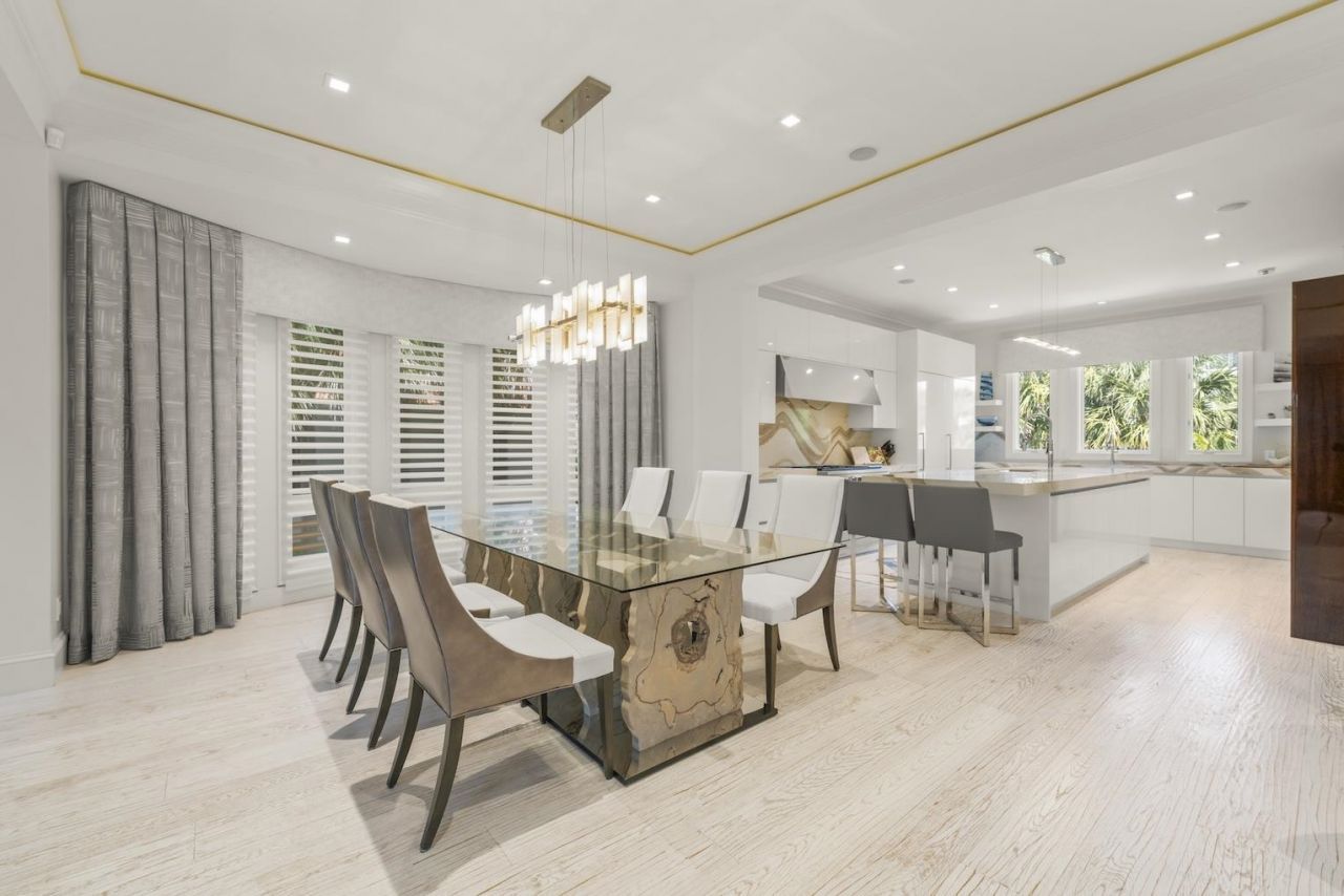 545 Lighthouse Way, Sanibel, FL 33957 Photo