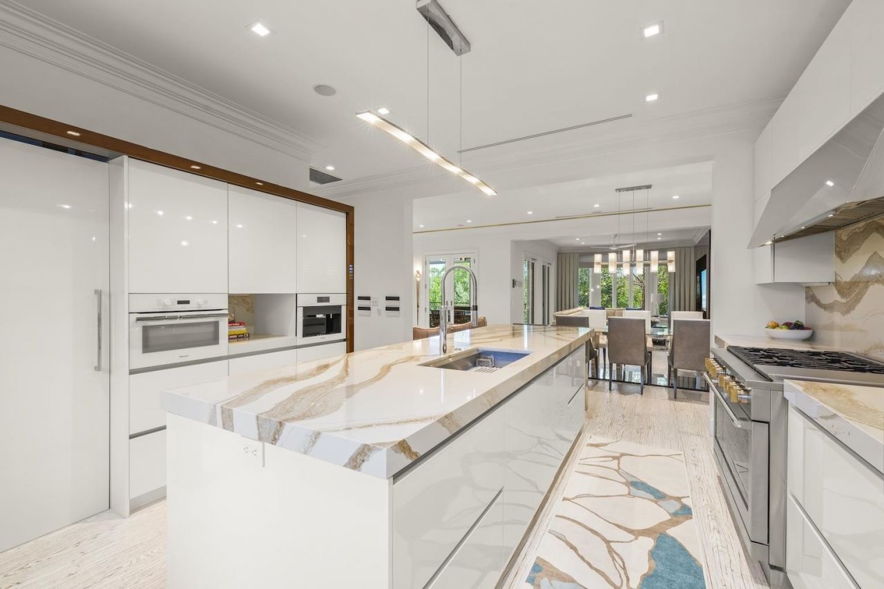 545 Lighthouse Way, Sanibel, FL 33957 Photo