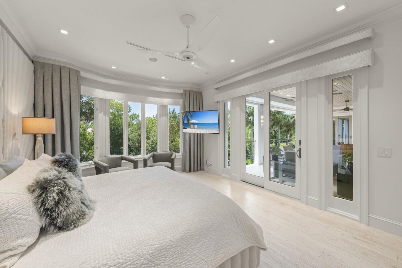 545 Lighthouse Way, Sanibel, FL 33957 Photo