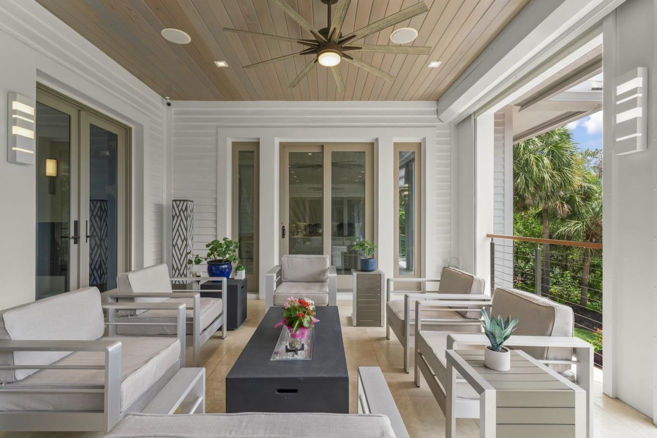 545 Lighthouse Way, Sanibel, FL 33957 Photo