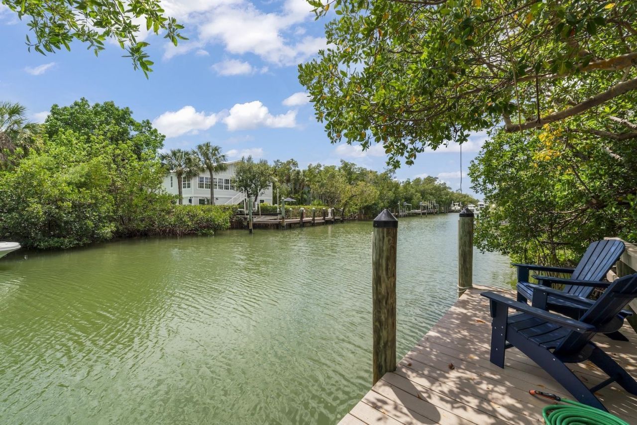 545 Lighthouse Way, Sanibel, FL 33957 Photo