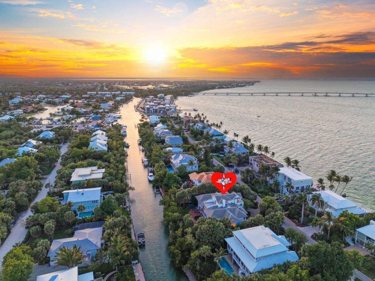 545 Lighthouse Way, Sanibel, FL 33957 Photo