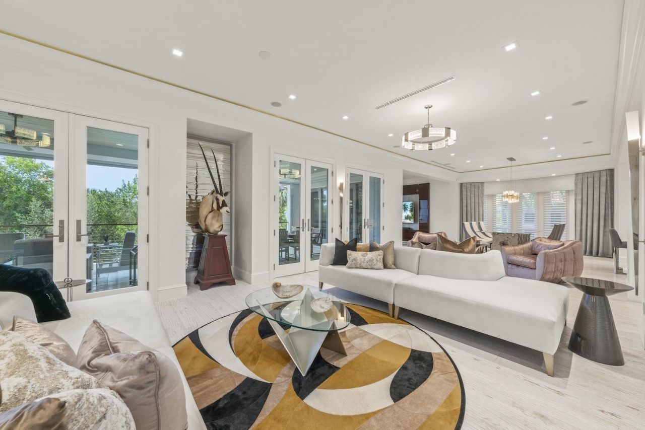 545 Lighthouse Way, Sanibel, FL 33957 Photo