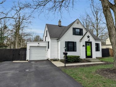 4248 Connection Dr, Buffalo, NY 14221