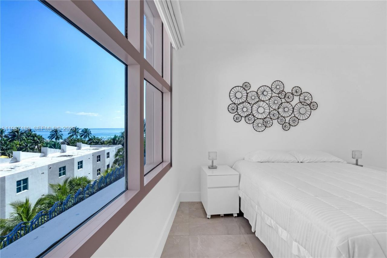 1500 Ocean Dr, Unit 505, Miami Beach, FL 33139 Photo