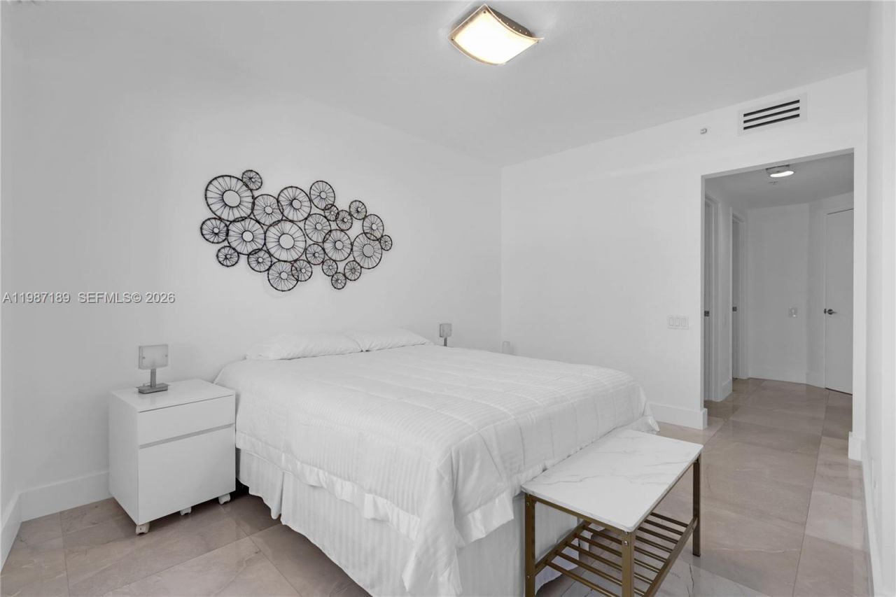 1500 Ocean Dr, Unit 505, Miami Beach, FL 33139 Photo