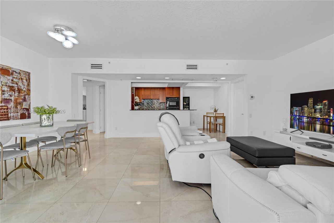 1500 Ocean Dr, Unit 505, Miami Beach, FL 33139 Photo