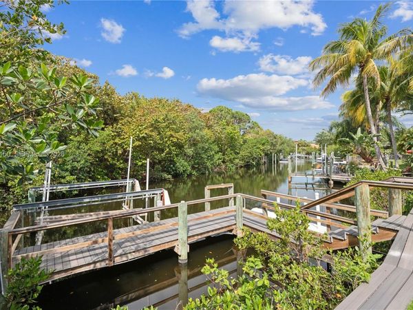 14019 N Miller Dr , Palm Beach Gardens, FL 33410