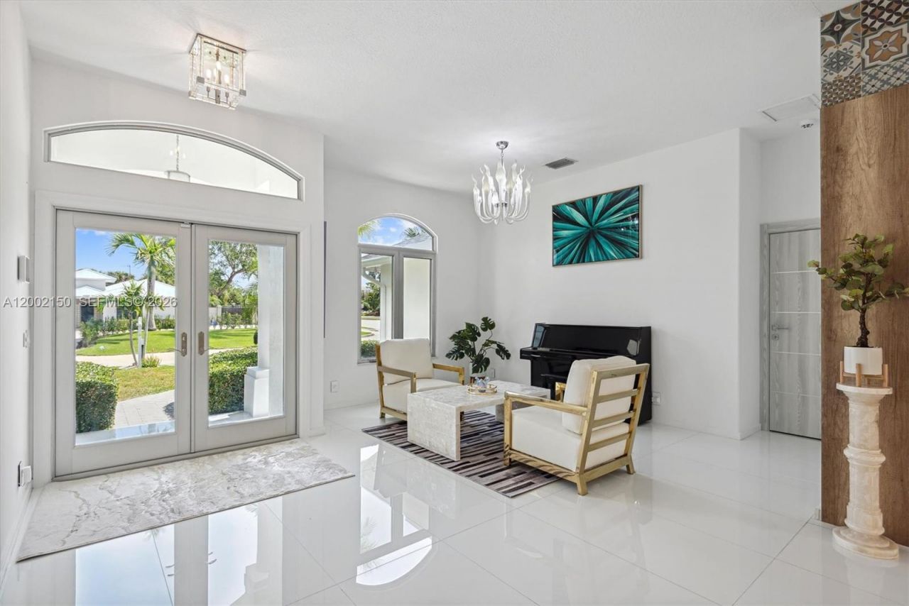 14019 N Miller Dr , Palm Beach Gardens, FL 33410 Photo