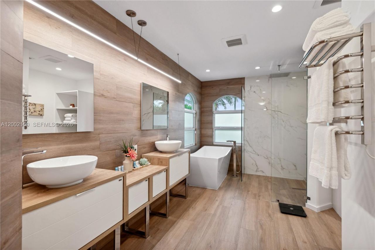 14019 N Miller Dr , Palm Beach Gardens, FL 33410 Photo