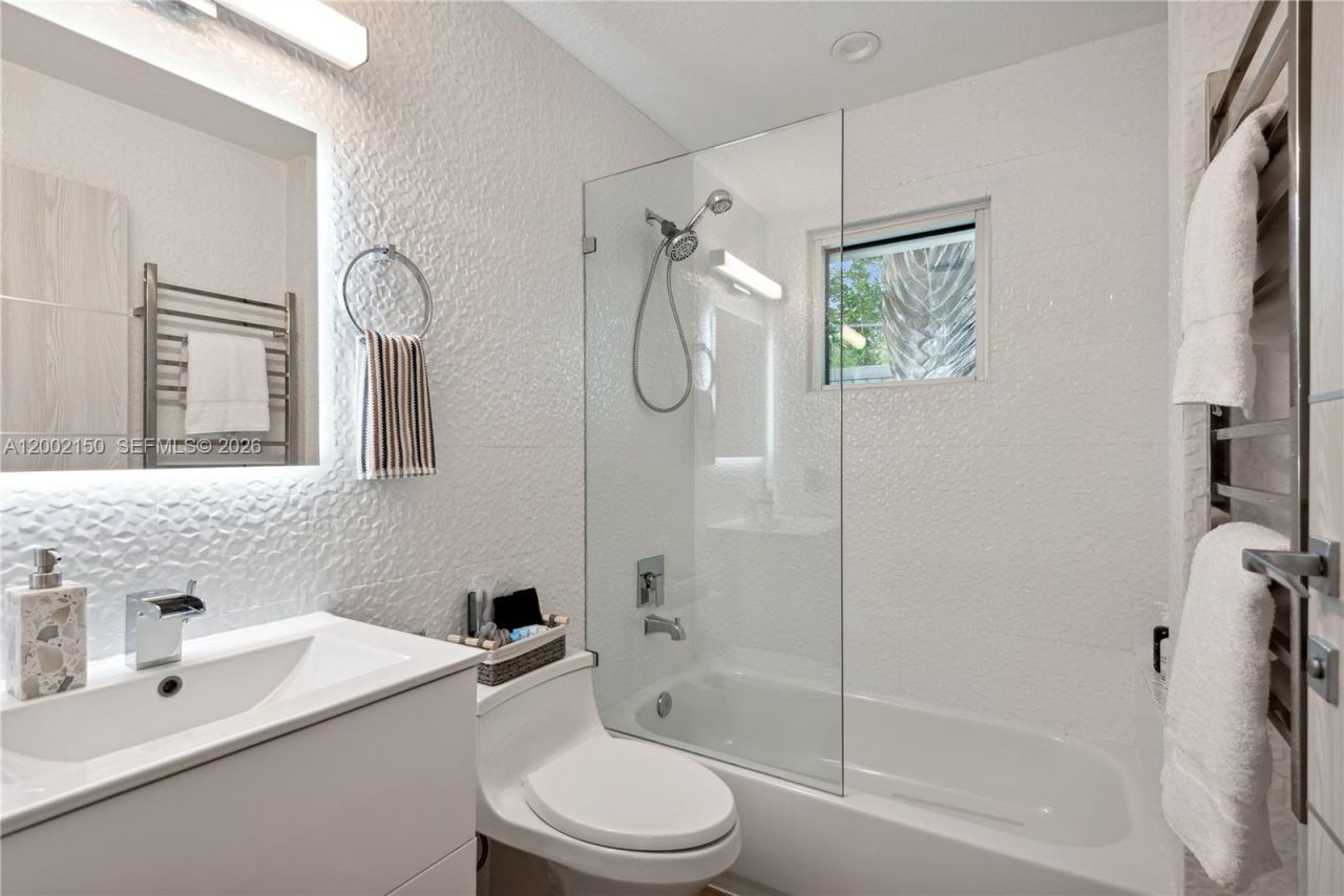 14019 N Miller Dr , Palm Beach Gardens, FL 33410 Photo