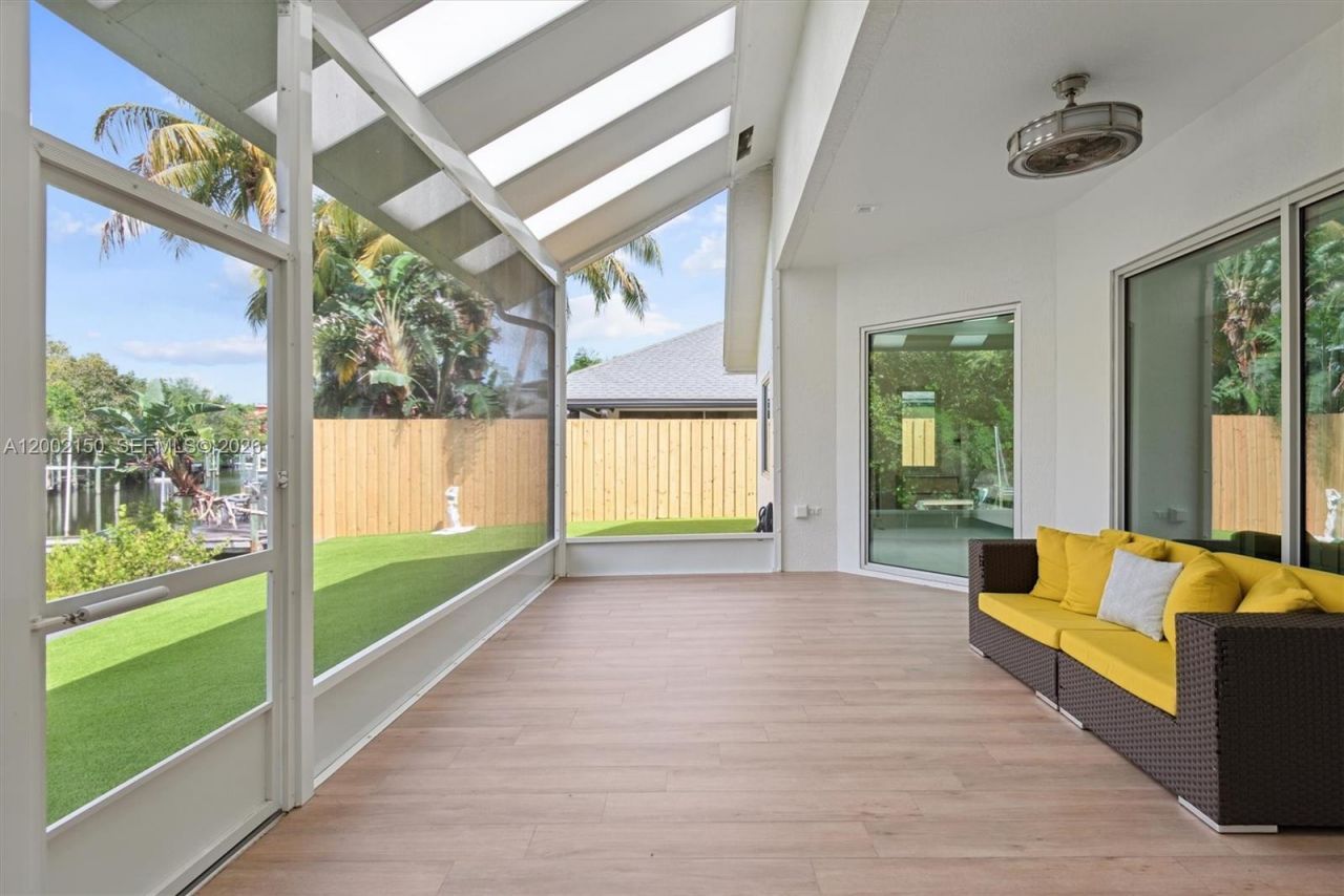 14019 N Miller Dr , Palm Beach Gardens, FL 33410 Photo