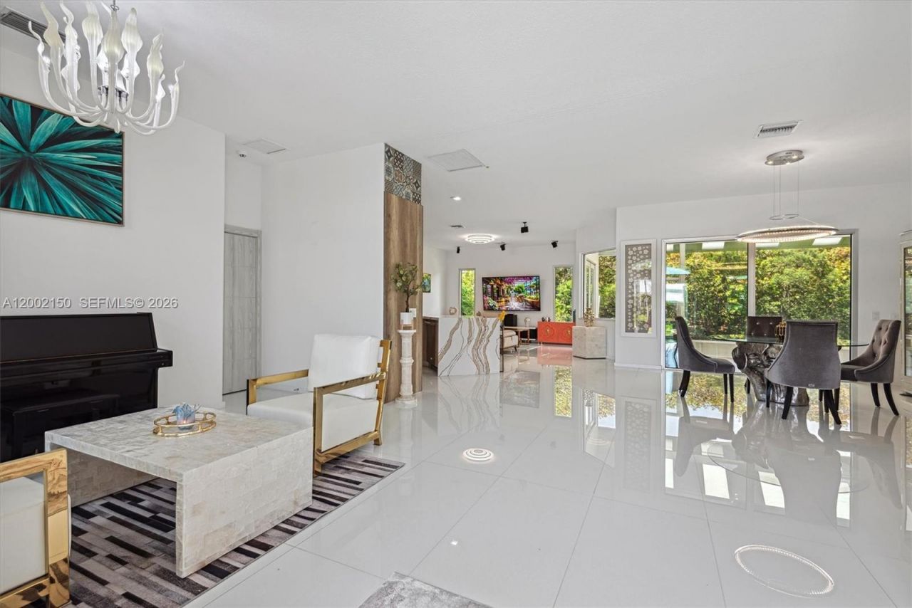 14019 N Miller Dr , Palm Beach Gardens, FL 33410 Photo