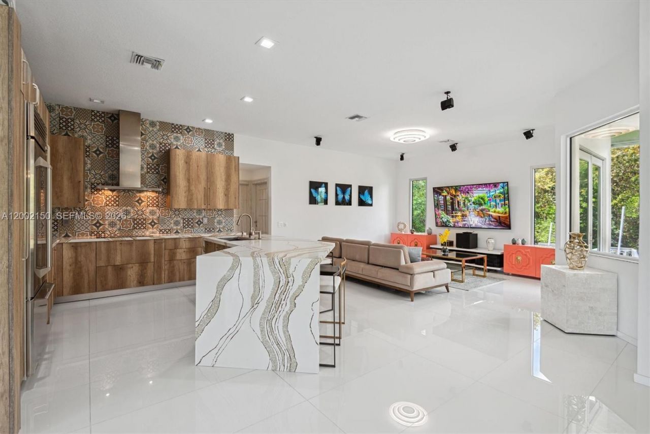 14019 N Miller Dr , Palm Beach Gardens, FL 33410 Photo