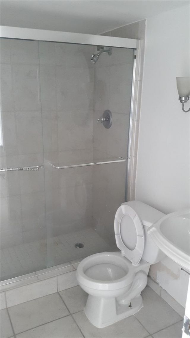 2750 NE 183rd St, Unit 1504, Aventura, FL 33160 Photo