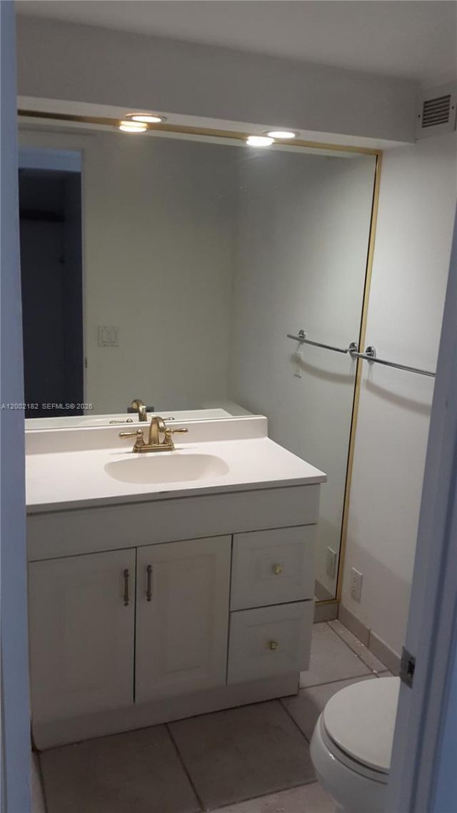 2750 NE 183rd St, Unit 1504, Aventura, FL 33160 Photo