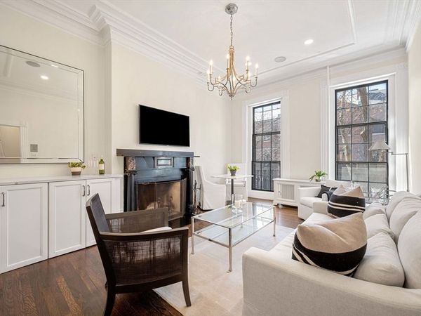 121 Charles St, Unit 4, Boston, MA 02114