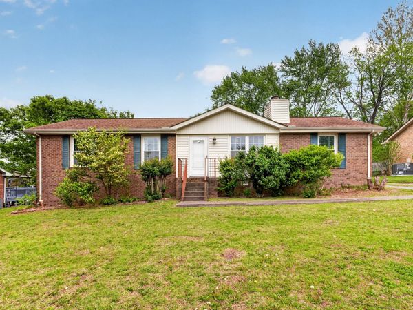 120 Hillwood Dr, Hendersonville, TN 37075