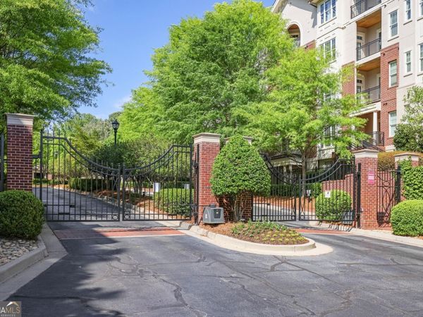 3635 E Paces Circle NE, Unit 1211, Atlanta, GA 30326