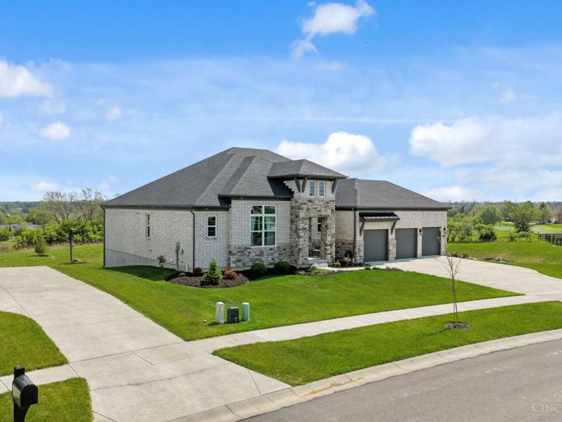 5253 Brougham Lane, Liberty Township, OH 45011 Photo 2