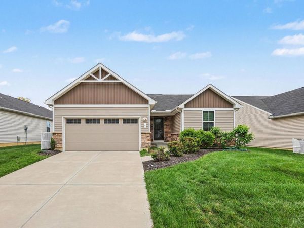 8 Platform Street, Amelia, OH 45102