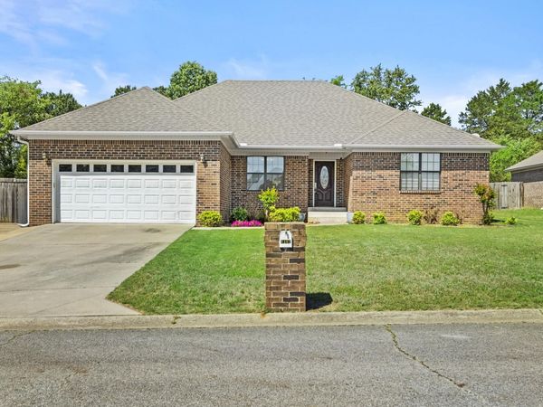 1407 Sydney, Searcy, AR 72143