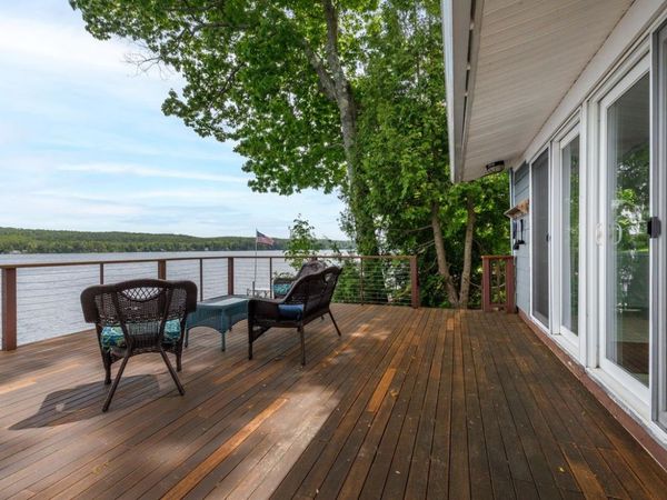 2 Charlie Lane, Deerfield, NH 03037