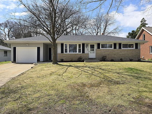 7475 N 39th STREET, Milwaukee, WI 53209