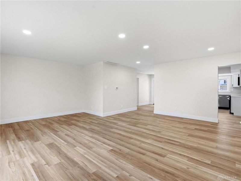 4865 Thorain Court, Dayton, OH 45416 Photo 10