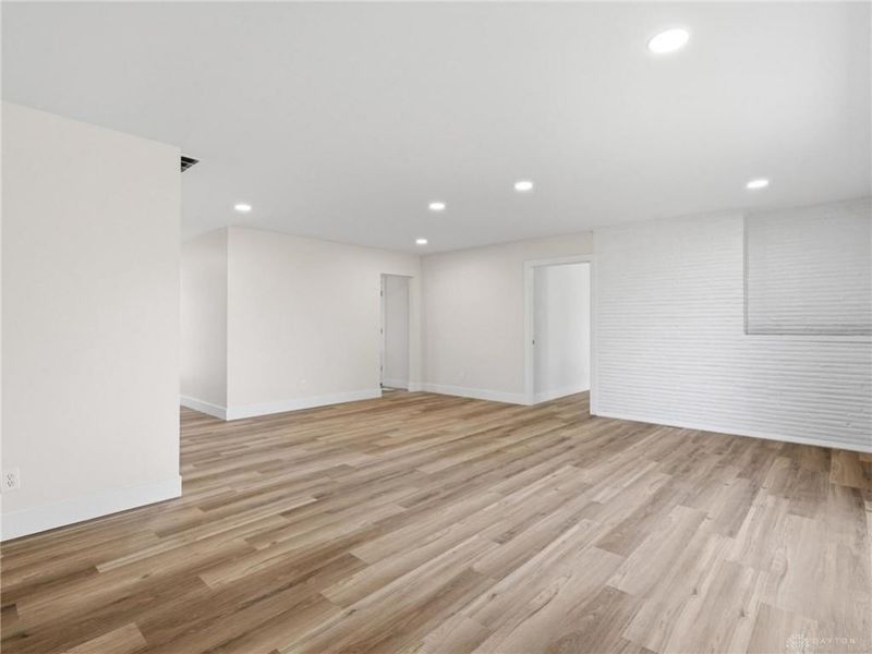 4865 Thorain Court, Dayton, OH 45416 Photo 11