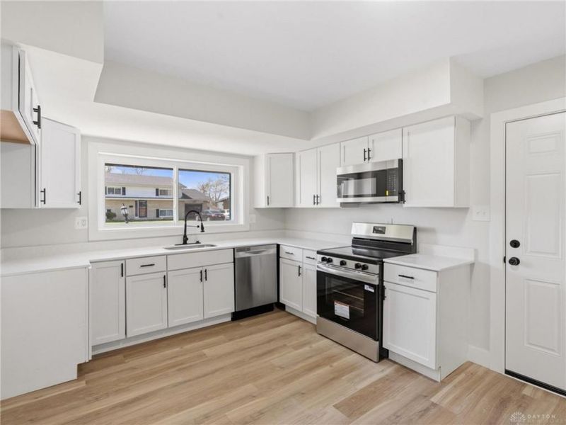 4865 Thorain Court, Dayton, OH 45416 Photo 14