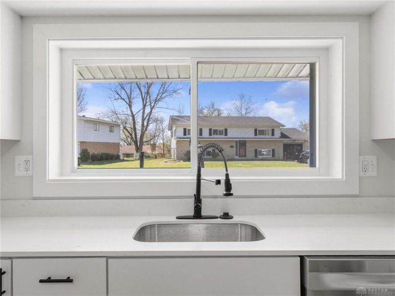 4865 Thorain Court, Dayton, OH 45416 Photo 15