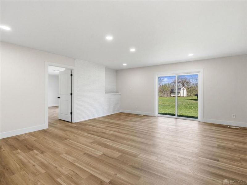 4865 Thorain Court, Dayton, OH 45416 Photo 9