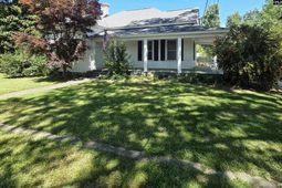 1210 Hunt St photo 4