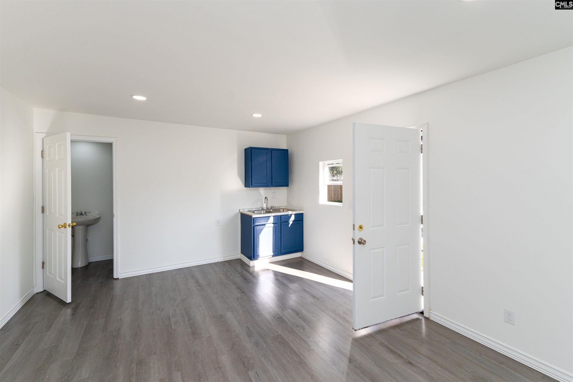 2201 Liberty Street  Photo 24