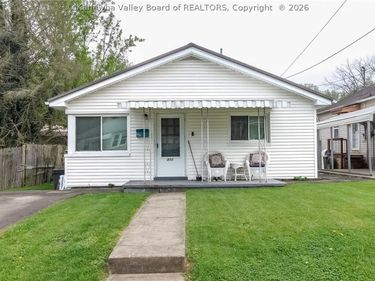 850 Valley Pike Drive, St Albans, WV 25177