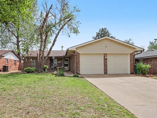 8120 NW 25th Street, Bethany, OK 73008