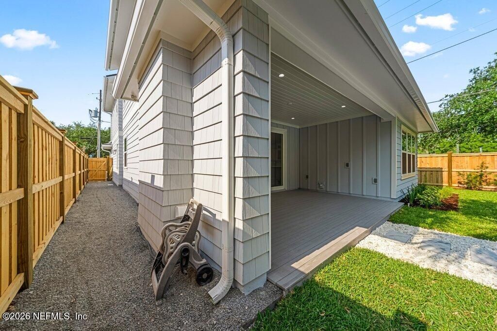 397 Plaza, Atlantic Beach, FL 32233 Photo