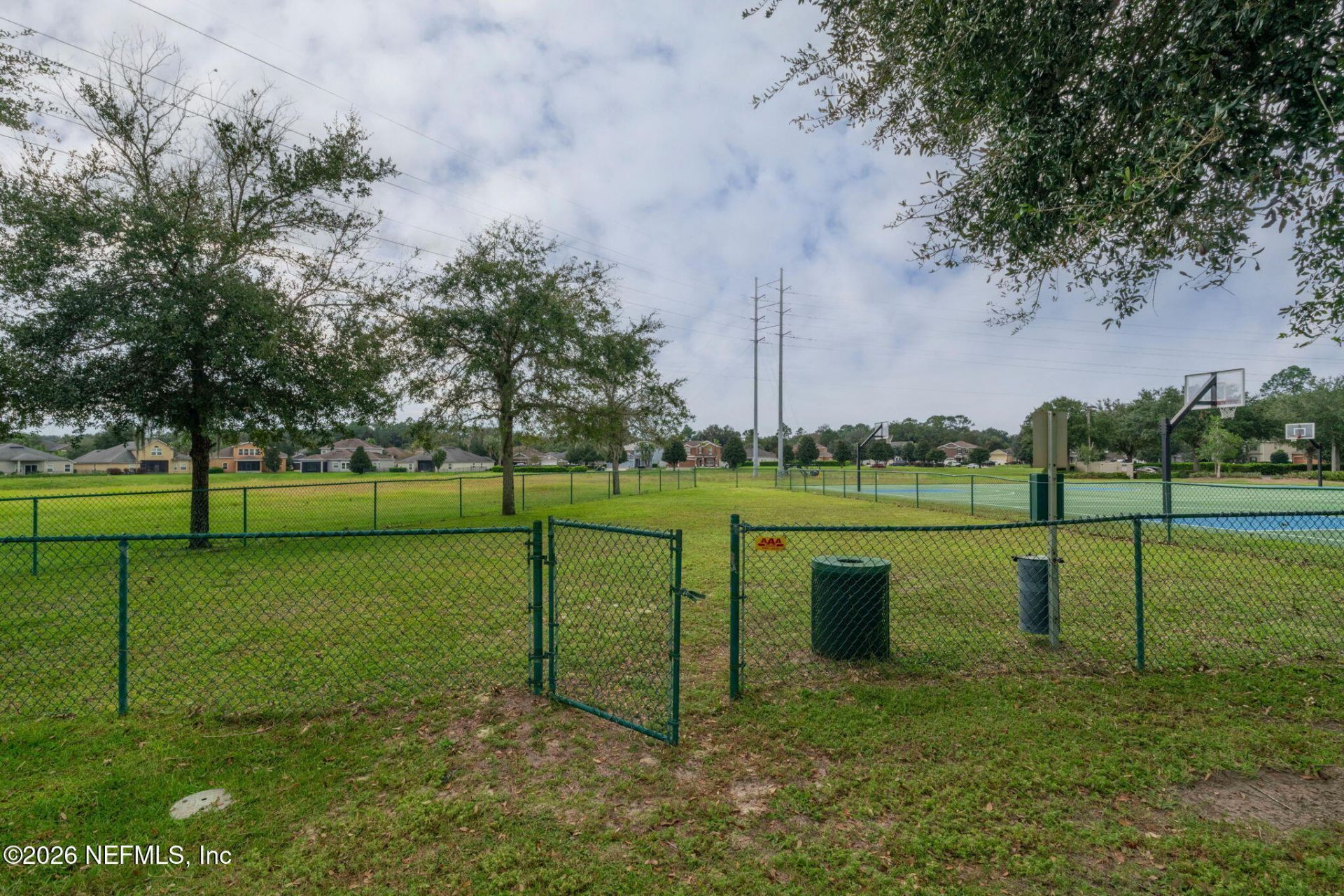 187 Bradford Lake Circle, Jacksonville, FL 32218 Photo