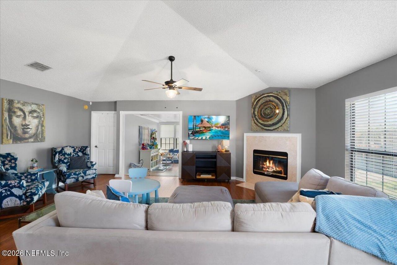 4561 Shaky Leaf Lane N, Jacksonville, FL 32224 Photo