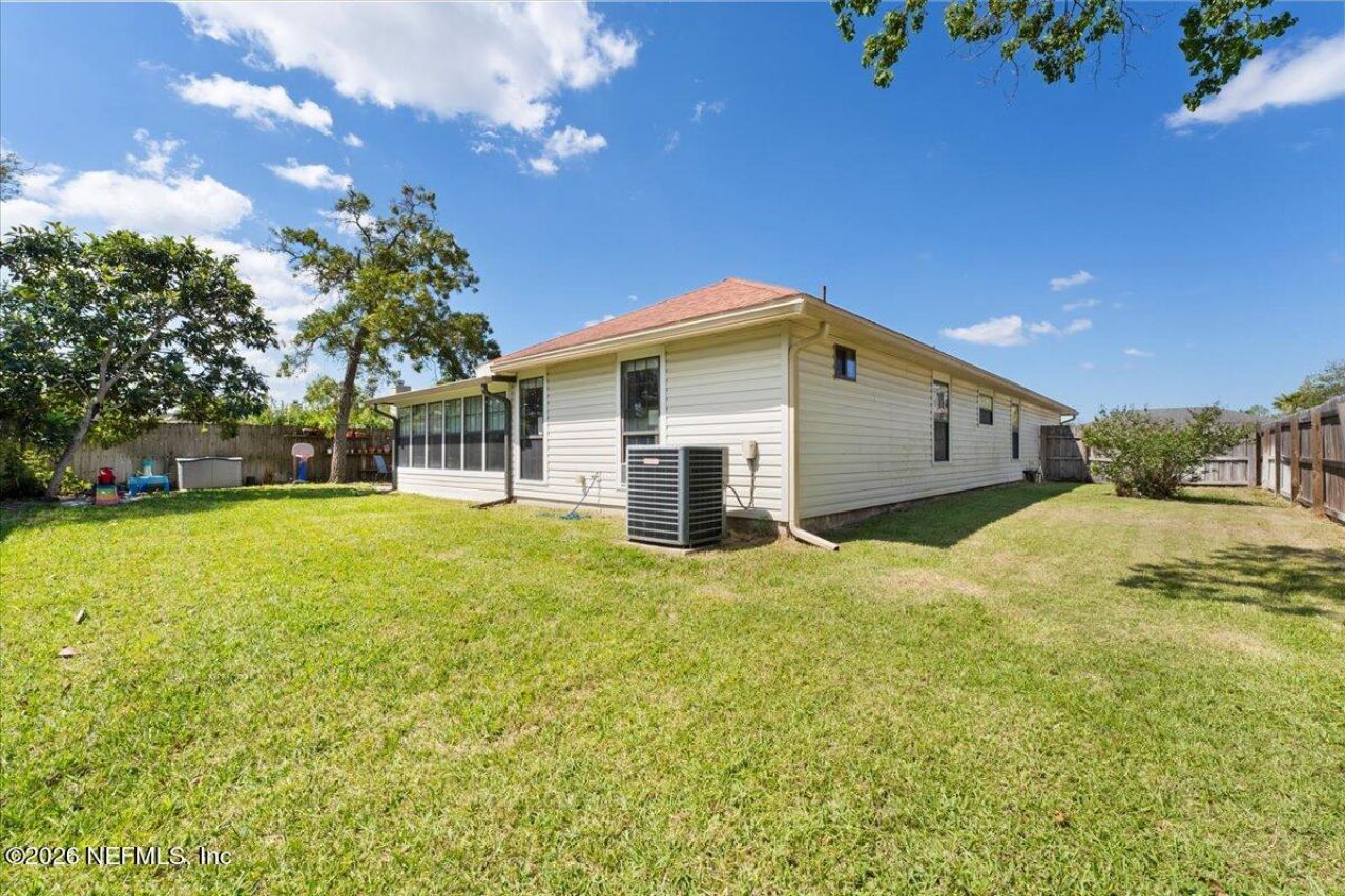 4561 Shaky Leaf Lane N, Jacksonville, FL 32224 Photo