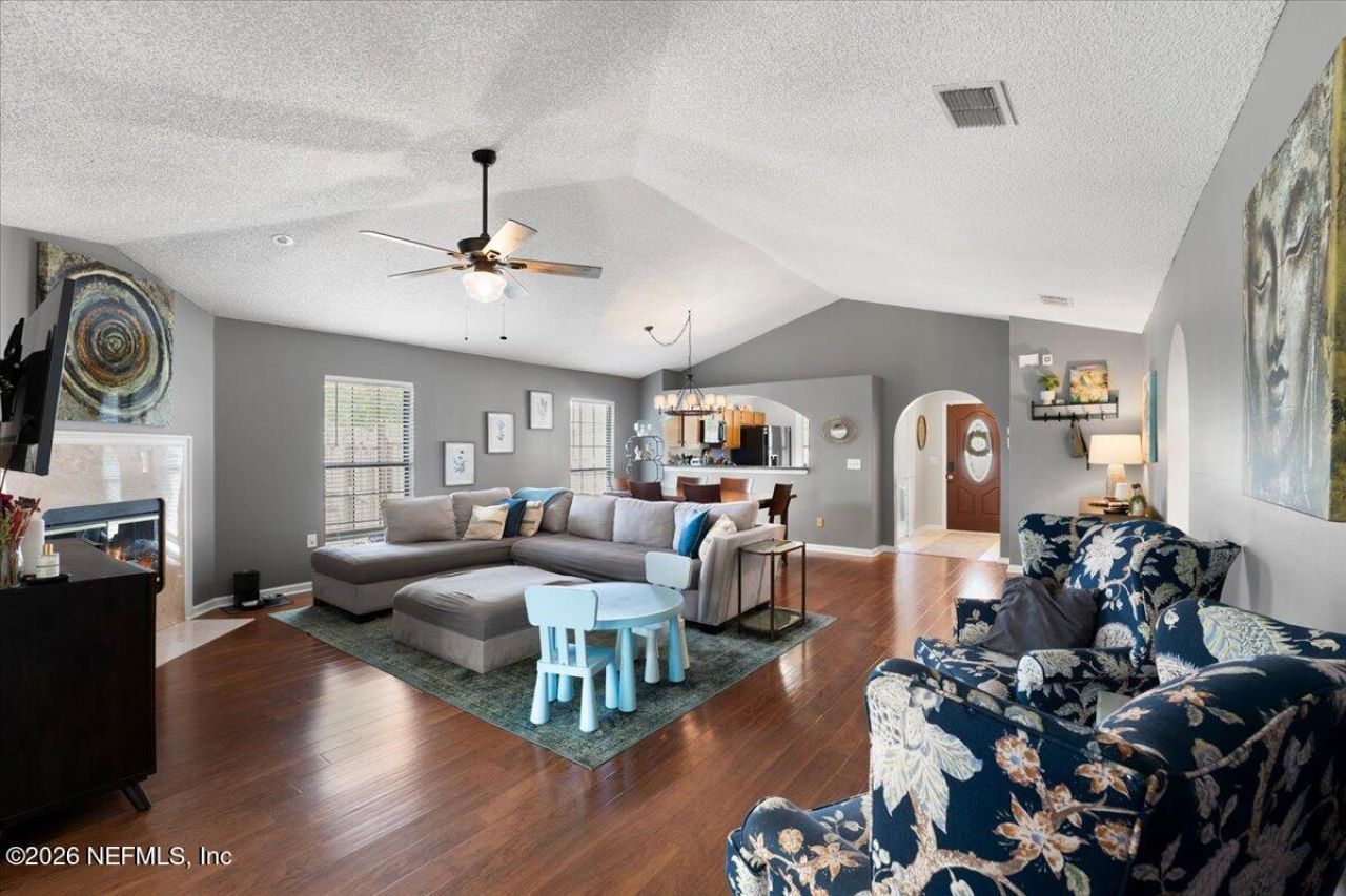 4561 Shaky Leaf Lane N, Jacksonville, FL 32224 Photo